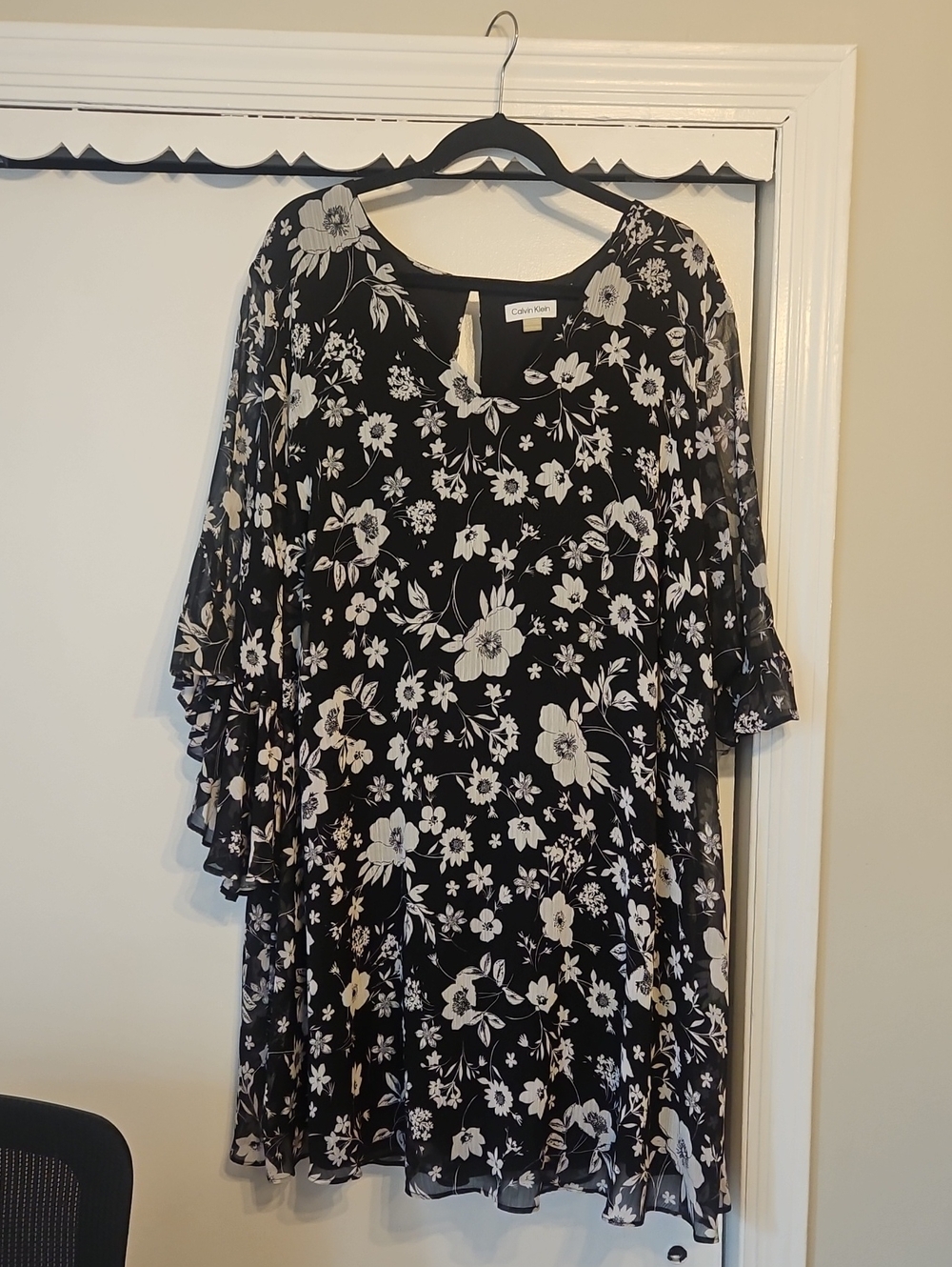 Calvin Klein Black & White Floral Women's Dress